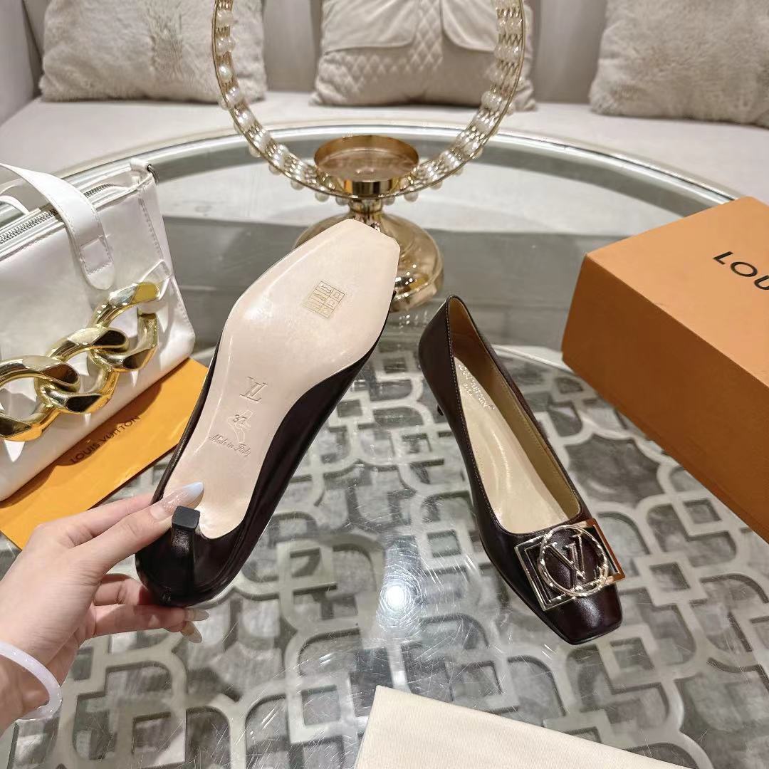 Women's high heels